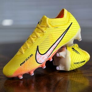 Nike Zoom Yellow and Black Athletic Shoes